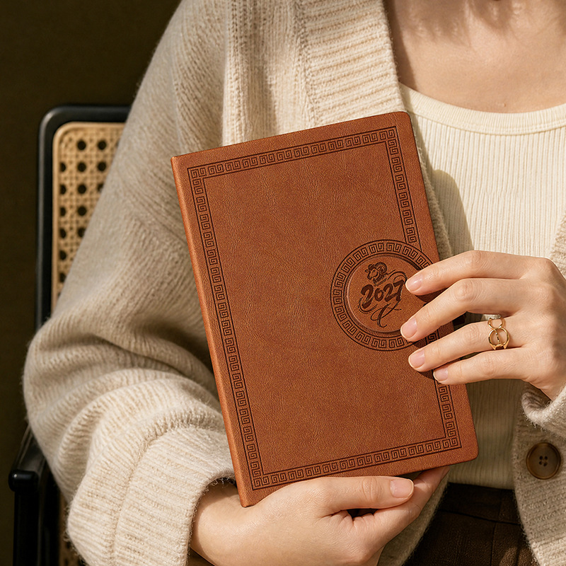 2027 A5 Premium Leather Daily  - Journal Leather Hardcover 评论和价格